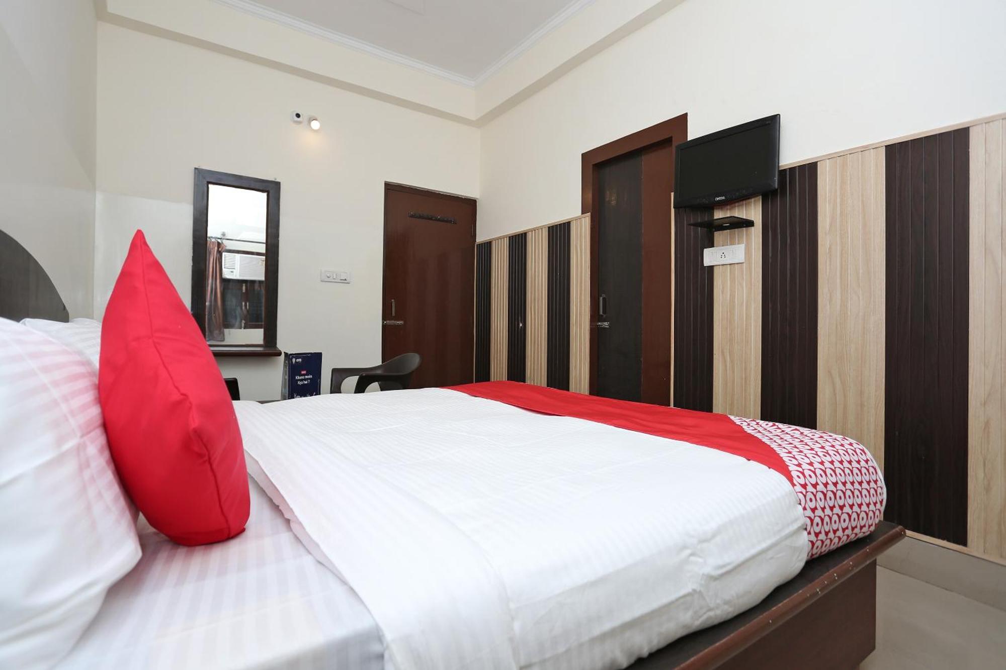 Hotel O Shiva Palace Haridwār Exteriör bild