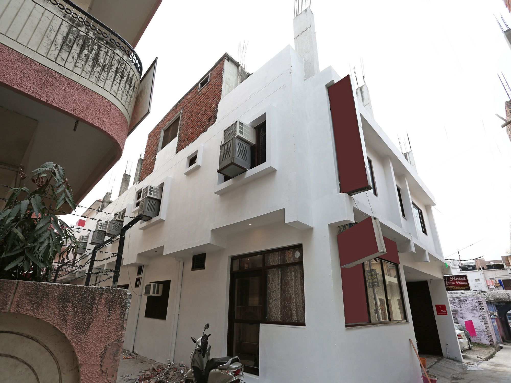 Hotel O Shiva Palace Haridwār Exteriör bild